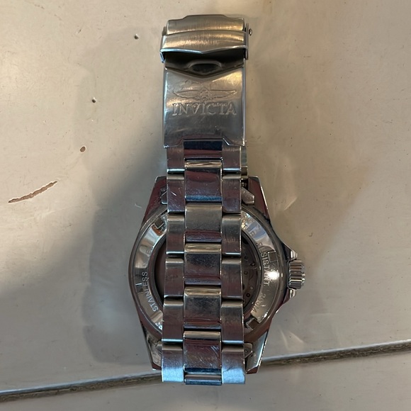 Men’s Invicta watch - Picture 3 of 3